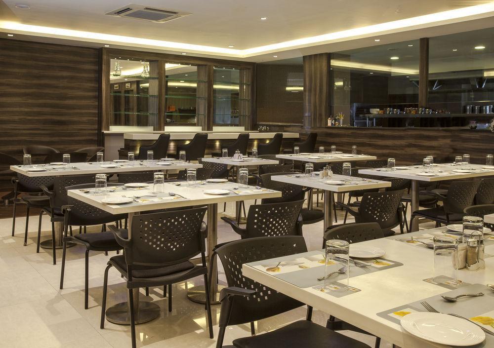 Mango Hotels, Samed Agra Agra  Eksteriør billede